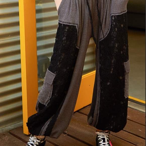 New POL Gray Joggers with Black Lace Accents - Picture 6 of 6